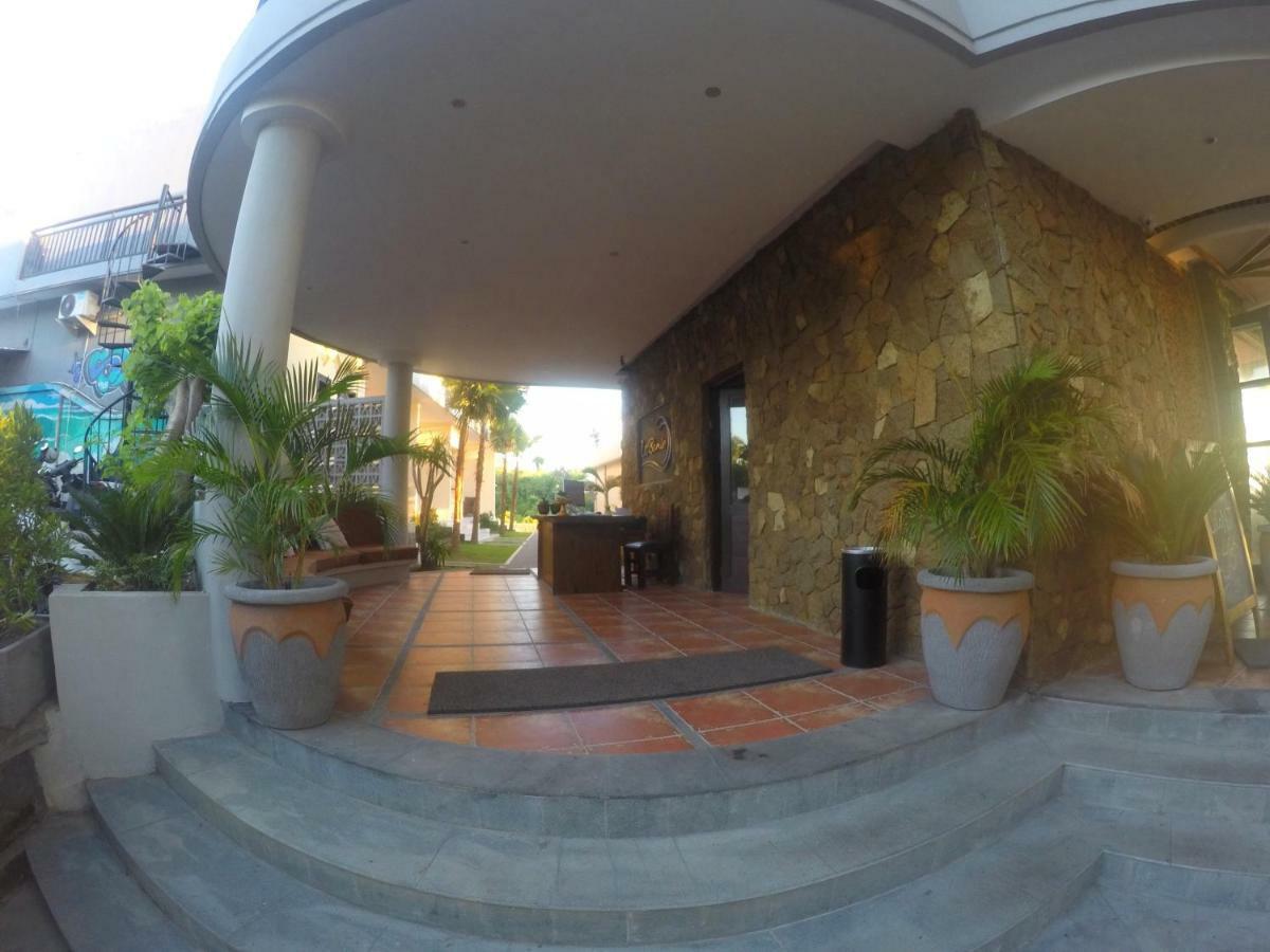 La Bomie Uluwatu By Bukit Vista Hotel Exterior photo